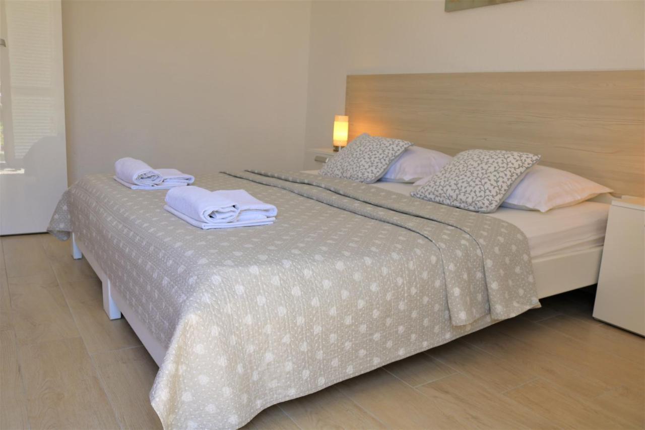 Apartments Irma บาชกาโวดา ภายนอก รูปภาพ
