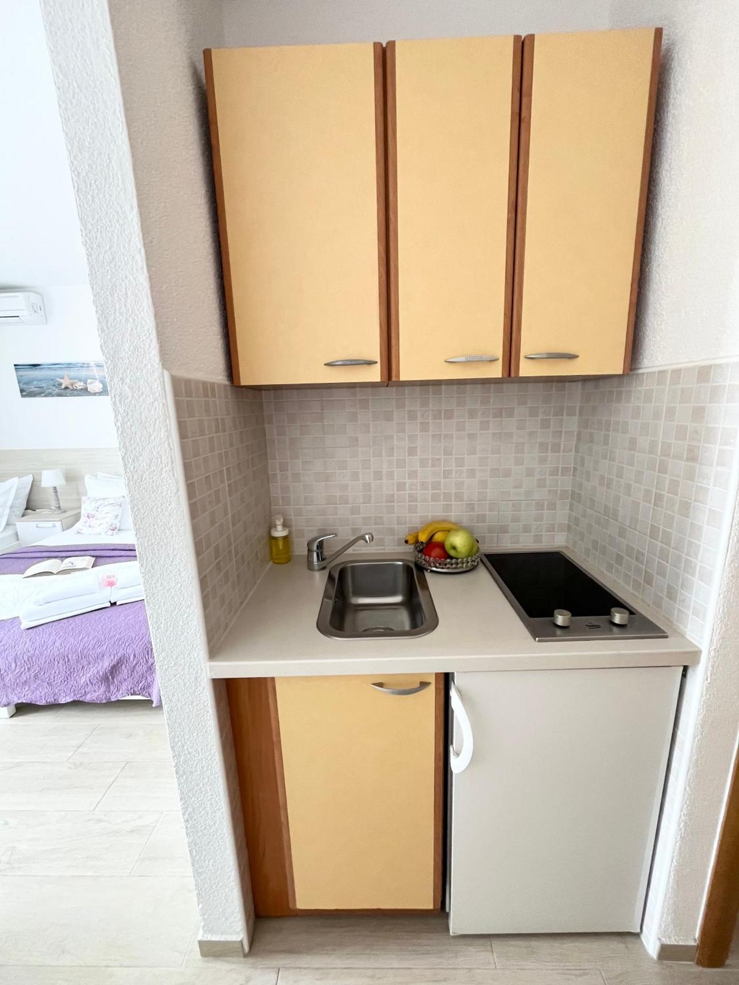 Apartments Irma บาชกาโวดา ภายนอก รูปภาพ
