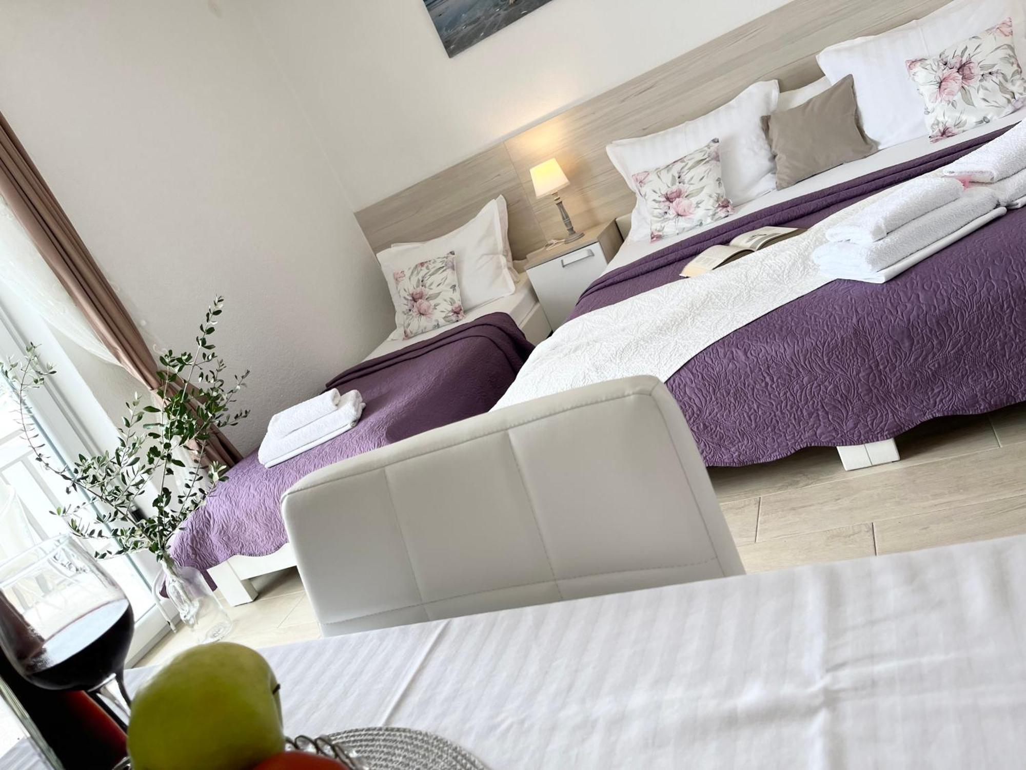 Apartments Irma บาชกาโวดา ภายนอก รูปภาพ